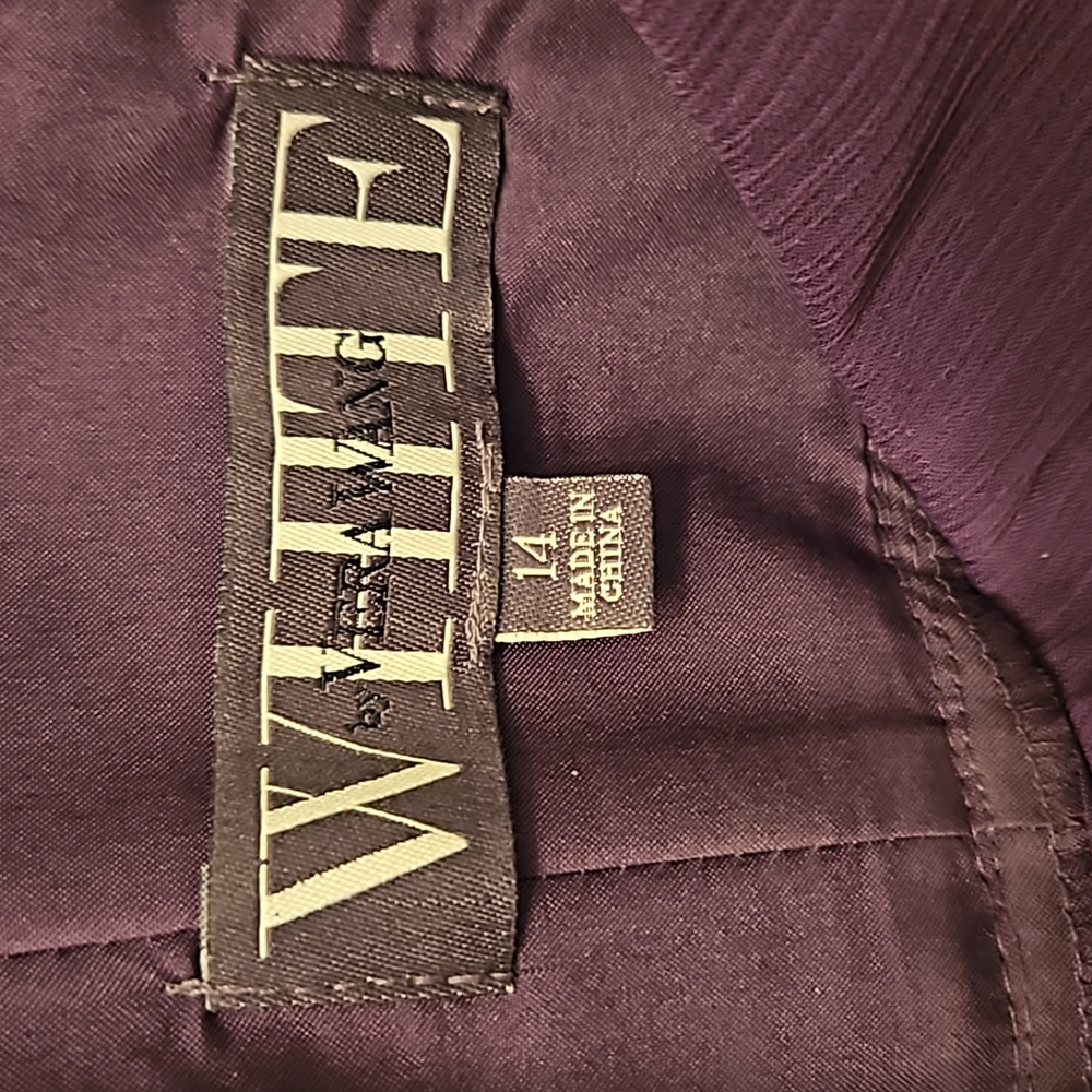 Vera Wang purple beautiful dress - Picture 2 of 4
